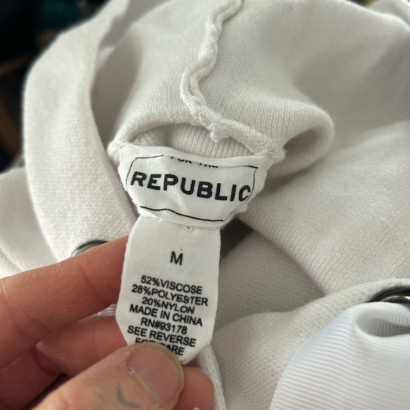 For The Republic White Hoodie Medium - Picture 2 of 15